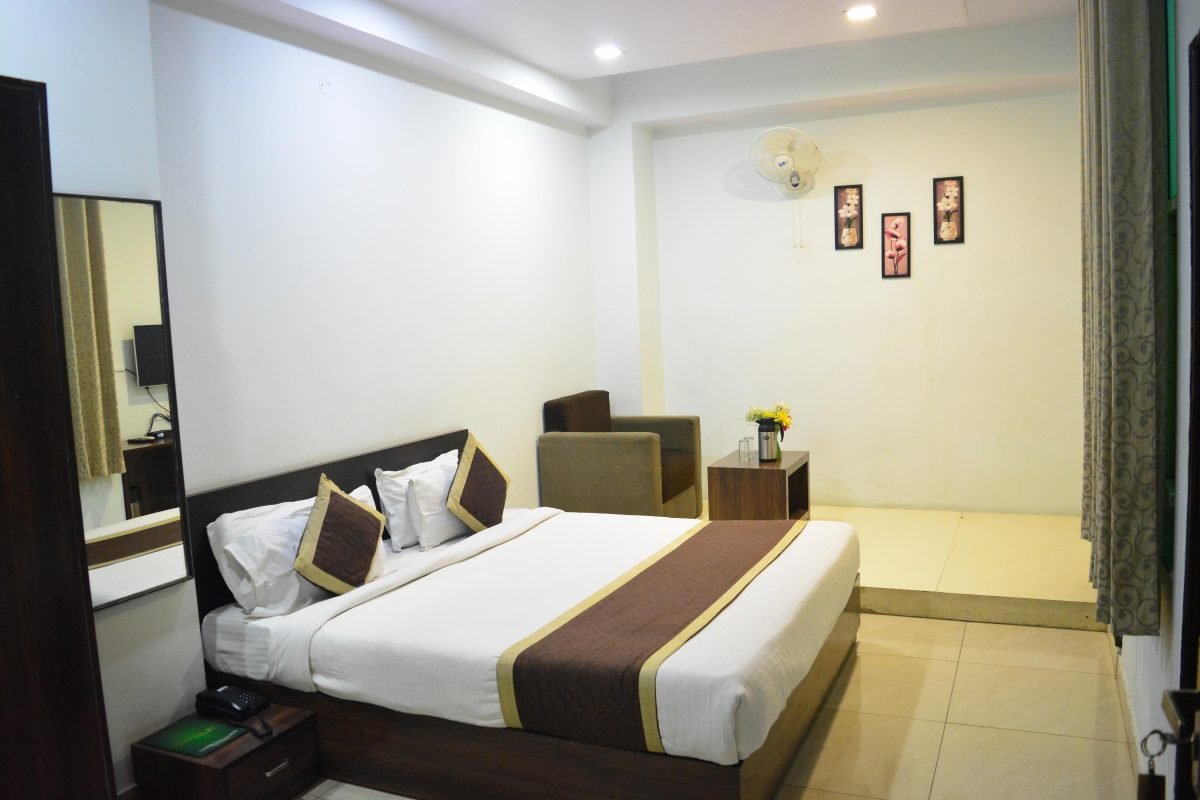 Hotel in Alipur Delhi